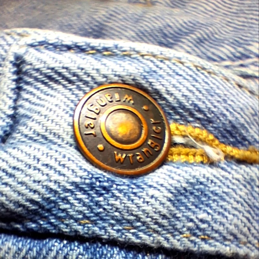 Wrangler Blue Jean Shorts Relaxed Fit - Picture 5 of 10